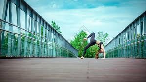 世预赛戴帽，B费葡萄牙国家队生涯首次上演帽子戏法